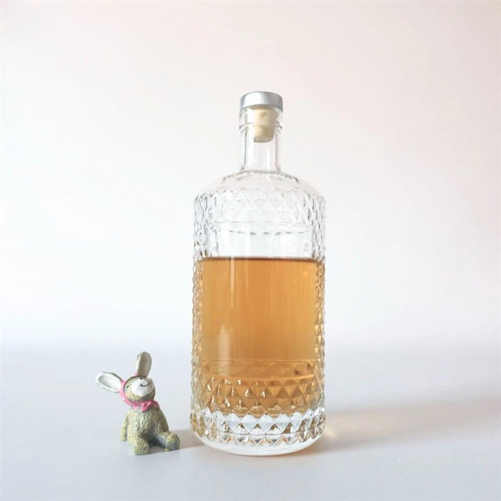 700ml 750g Tequila glerflaska fyrir brennivínspakka með háum fjölliðahettu